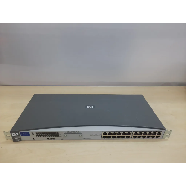 HP Procurve Switch 2524 J4813A , 24 Ports