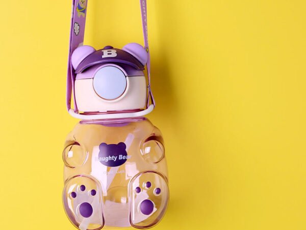H54b334c60a1f4102b50c8be89d81cf62i.jpg Spout Large Capacity 750ml Children Gift Plastic Drinking Water Bottle Cartoon Bear Back
